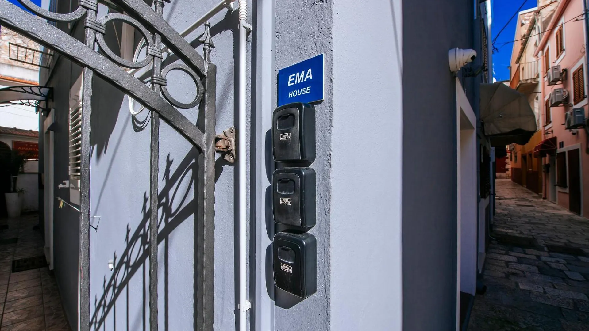 Ema House Apartment Zadar